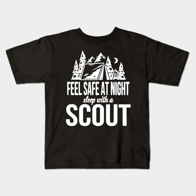 feel safe with a scout Kids T-Shirt by amillustrated